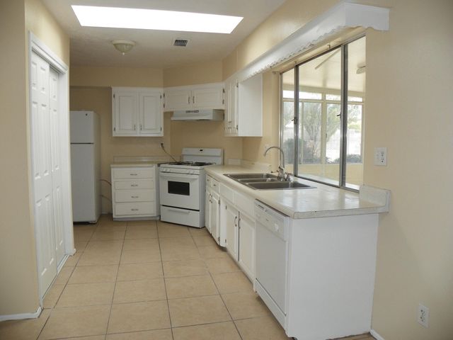 11408 Lexington Avenue NE, Albuquerque, NM 87112