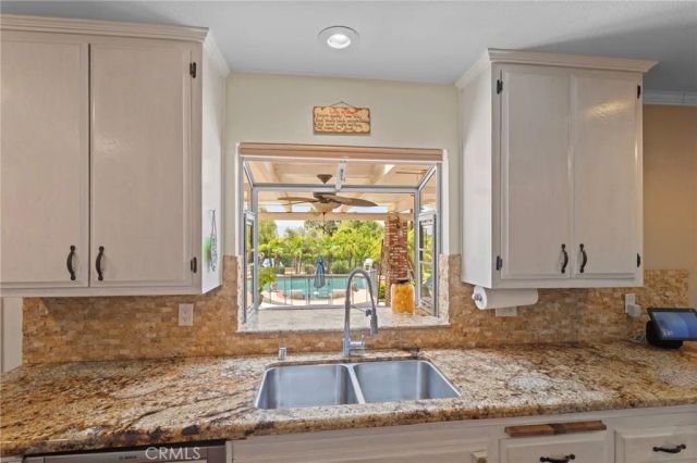 16520 Wagon Wheel Drive, Riverside, CA 92506