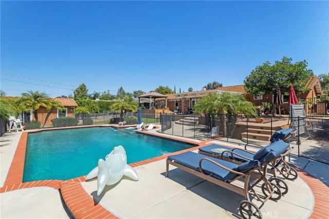 16520 Wagon Wheel Drive, Riverside, CA 92506