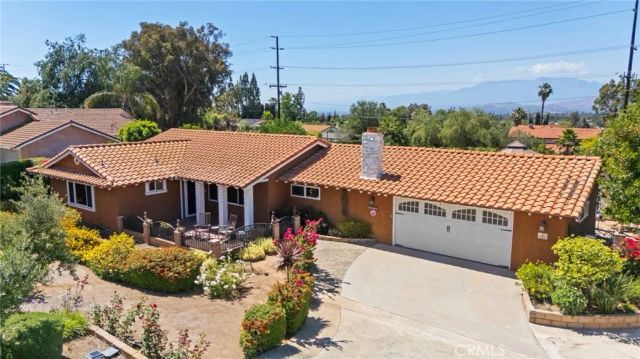 16520 Wagon Wheel Drive, Riverside, CA 92506