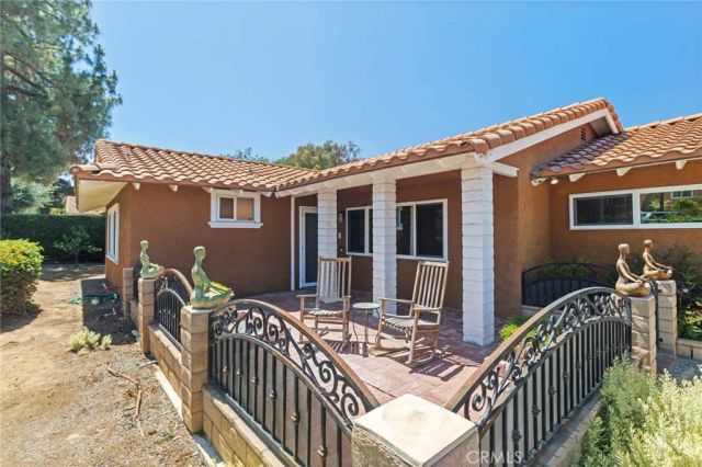 16520 Wagon Wheel Drive, Riverside, CA 92506