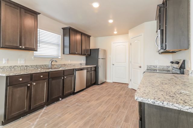 108 Magnolia Drive, Sanger, TX 76266