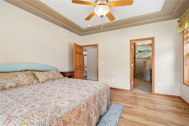 2595 Victoria Street, Marion, IA 52302