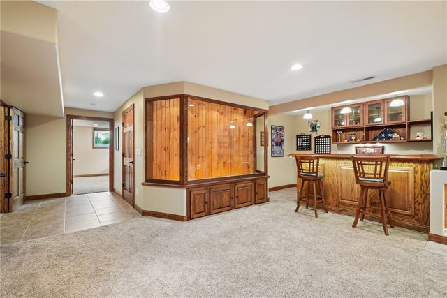 2595 Victoria Street, Marion, IA 52302