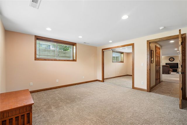 2595 Victoria Street, Marion, IA 52302