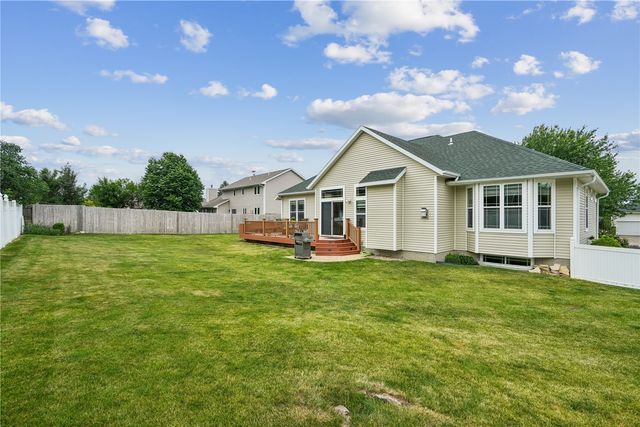2595 Victoria Street, Marion, IA 52302