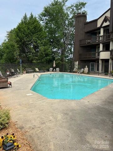 8029 Cedar Glen Drive, Charlotte, NC 28212