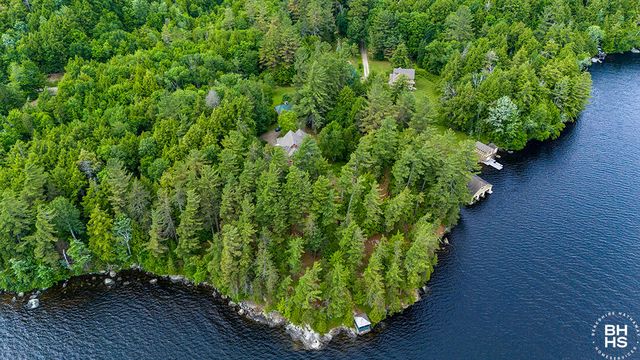 8 Pinehurst Road, Saranac Lake, NY 12983