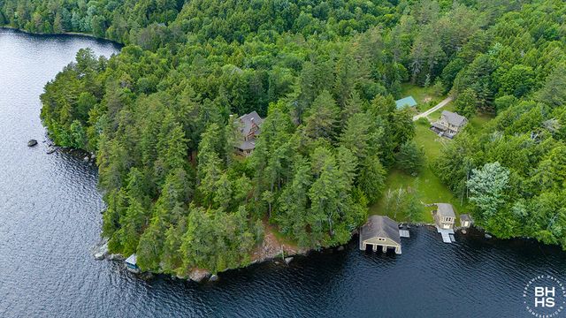 8 Pinehurst Road, Saranac Lake, NY 12983