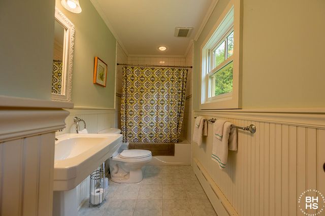 8 Pinehurst Road, Saranac Lake, NY 12983