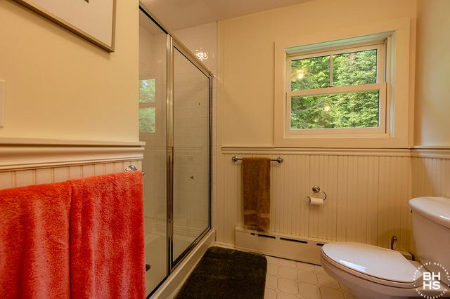 8 Pinehurst Road, Saranac Lake, NY 12983