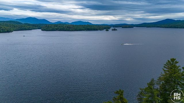 8 Pinehurst Road, Saranac Lake, NY 12983