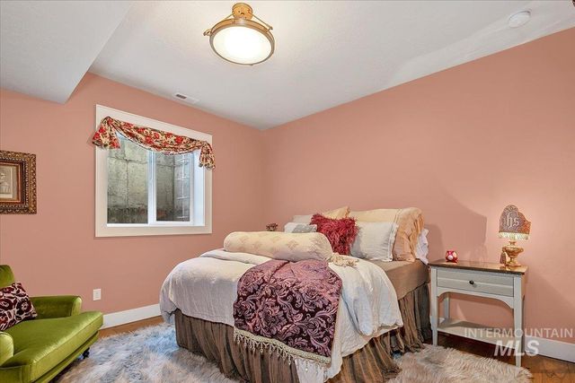 1544 S Trent Point Way, Boise, ID 83712