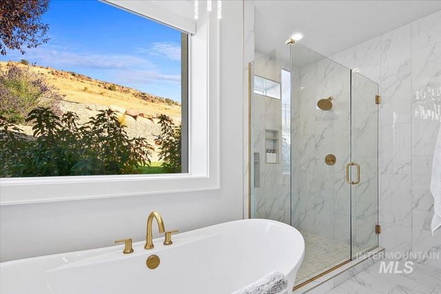 1544 S Trent Point Way, Boise, ID 83712