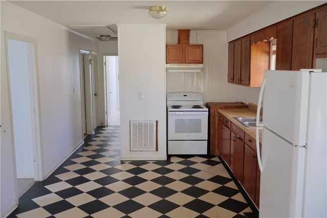 235 Meadowlark Drive, Walhalla, SC 29691