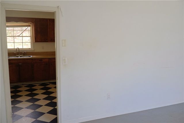 235 Meadowlark Drive, Walhalla, SC 29691