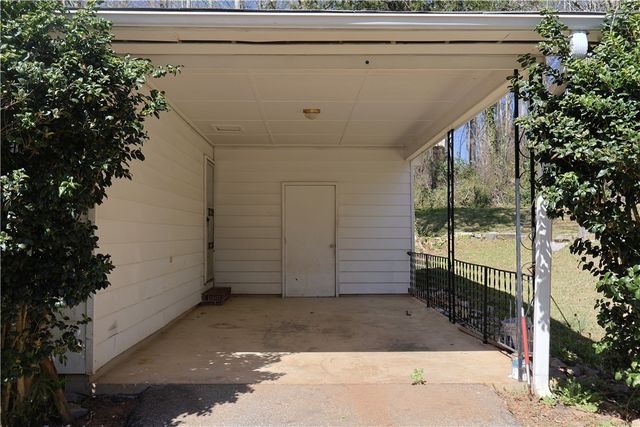 235 Meadowlark Drive, Walhalla, SC 29691