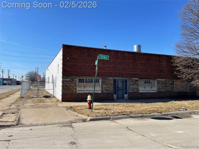 17605 Filer Street, Hamtramck, MI 48212