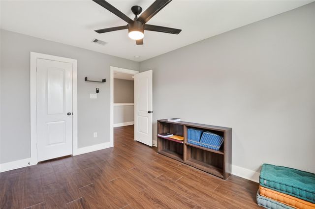 436 Owens Street, Houston, TX 77029