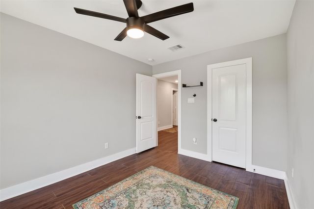 436 Owens Street, Houston, TX 77029