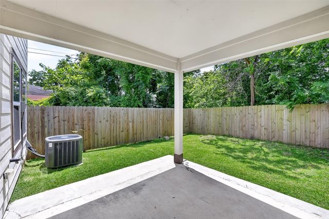436 Owens Street, Houston, TX 77029