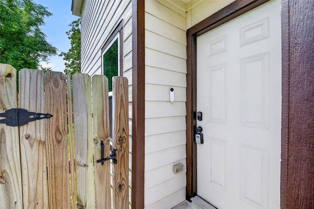 436 Owens Street, Houston, TX 77029