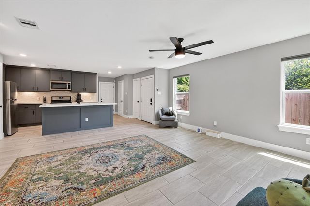 436 Owens Street, Houston, TX 77029