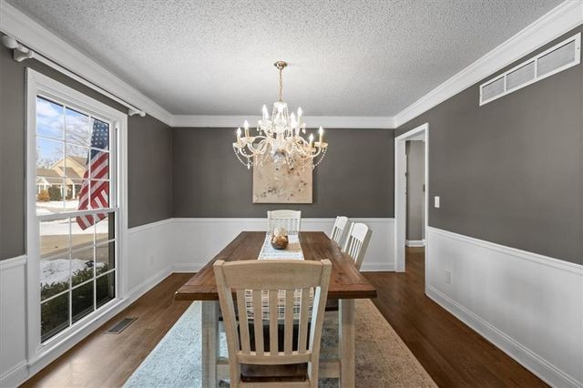 6017 W 158th Street, Overland Park, KS 66223