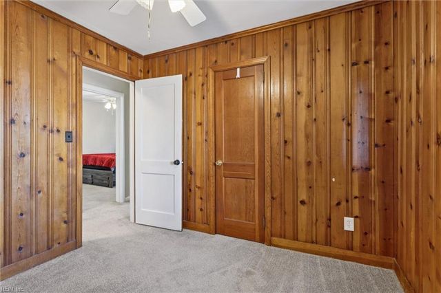 128 Cambridge PL, Hampton, VA 23669