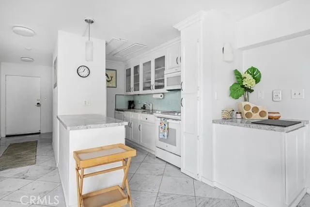 531 Esplanade 302, Redondo Beach, CA 90277