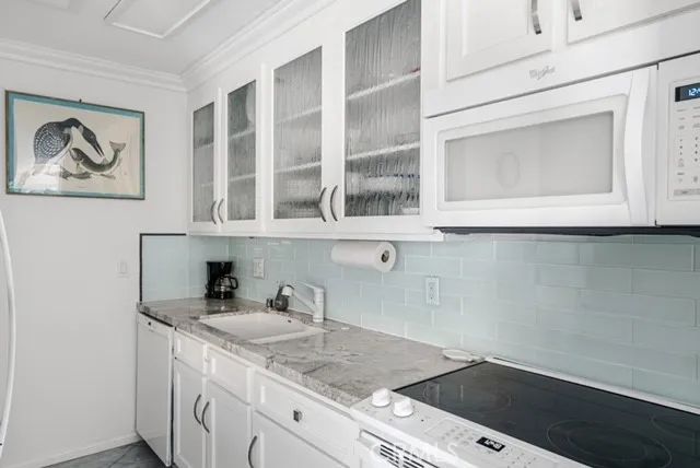 531 Esplanade 302, Redondo Beach, CA 90277