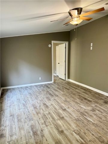 614 Old CCC Road, Brunswick, GA 31523