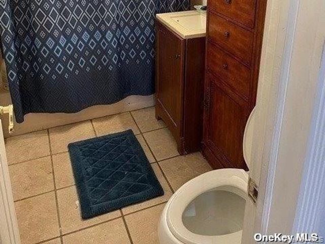 721 Meadow Road, Smithtown, NY 11787