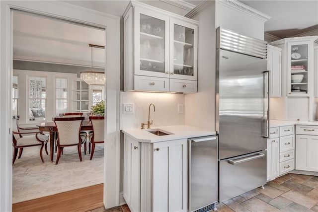 1289 Oxford Road NE, Atlanta, GA 30306