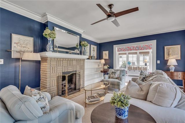 1289 Oxford Road NE, Atlanta, GA 30306