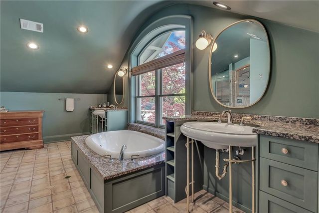 1289 Oxford Road NE, Atlanta, GA 30306