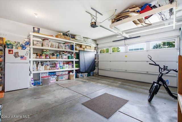 13325 N Glistening CT, Rathdrum, ID 83858