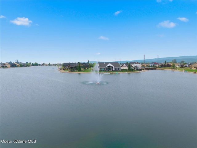 13325 N Glistening CT, Rathdrum, ID 83858
