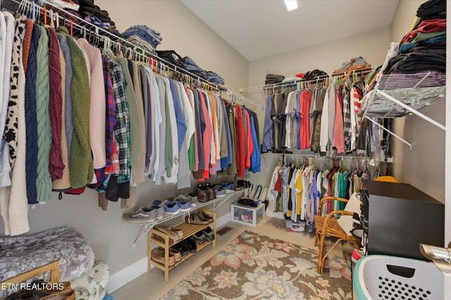 115 Crossroads Blvd, Oak Ridge, TN 37830