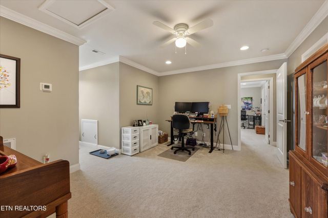 115 Crossroads Blvd, Oak Ridge, TN 37830