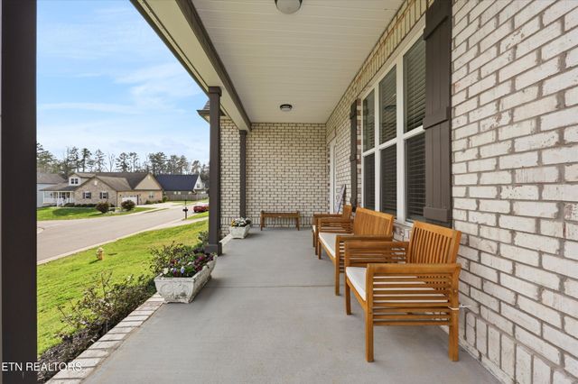 115 Crossroads Blvd, Oak Ridge, TN 37830