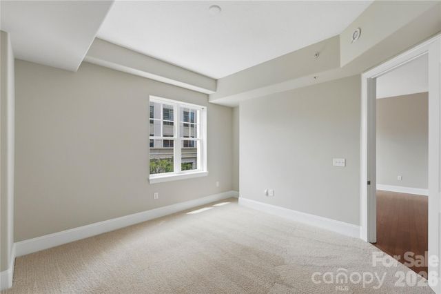 4625 Piedmont Row Drive, Charlotte, NC 28210
