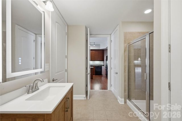 4625 Piedmont Row Drive, Charlotte, NC 28210
