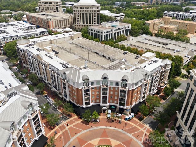 4625 Piedmont Row Drive, Charlotte, NC 28210