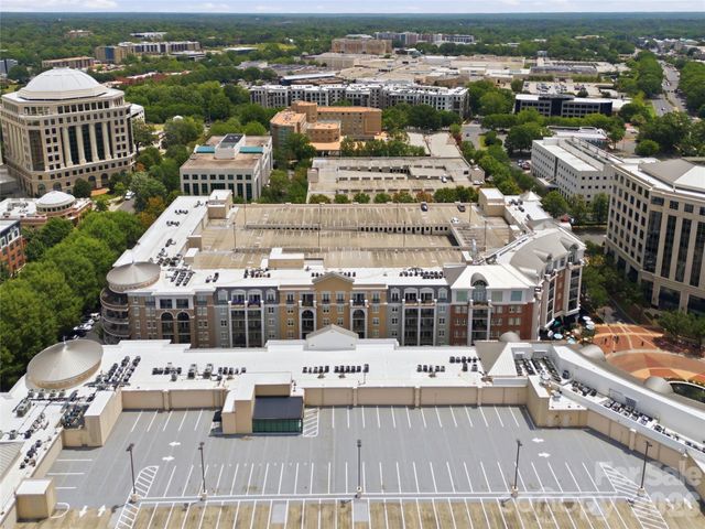 4625 Piedmont Row Drive, Charlotte, NC 28210