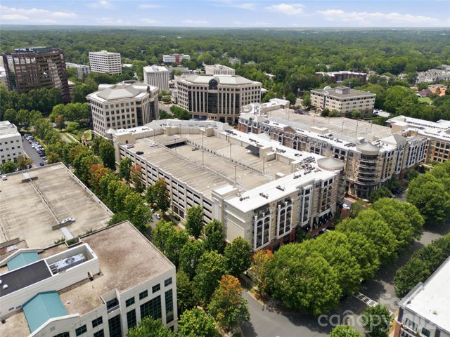 4625 Piedmont Row Drive, Charlotte, NC 28210