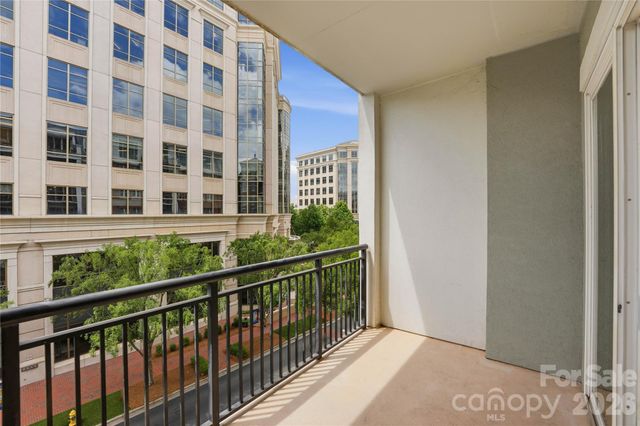 4625 Piedmont Row Drive, Charlotte, NC 28210