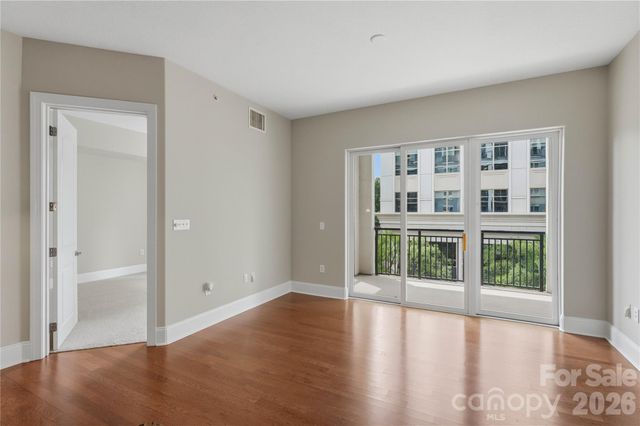 4625 Piedmont Row Drive, Charlotte, NC 28210