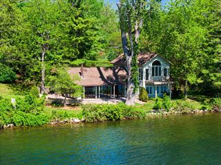 7816 Stonehedge Valley Drive, Dexter Twp, MI 48137