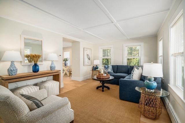 238 Western Ave. A, Essex, MA 01929